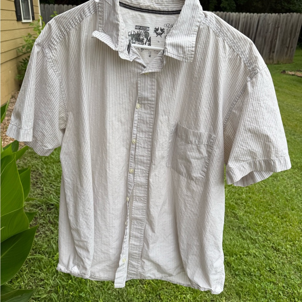 Old Navy Gray Casual Button Down Shirt